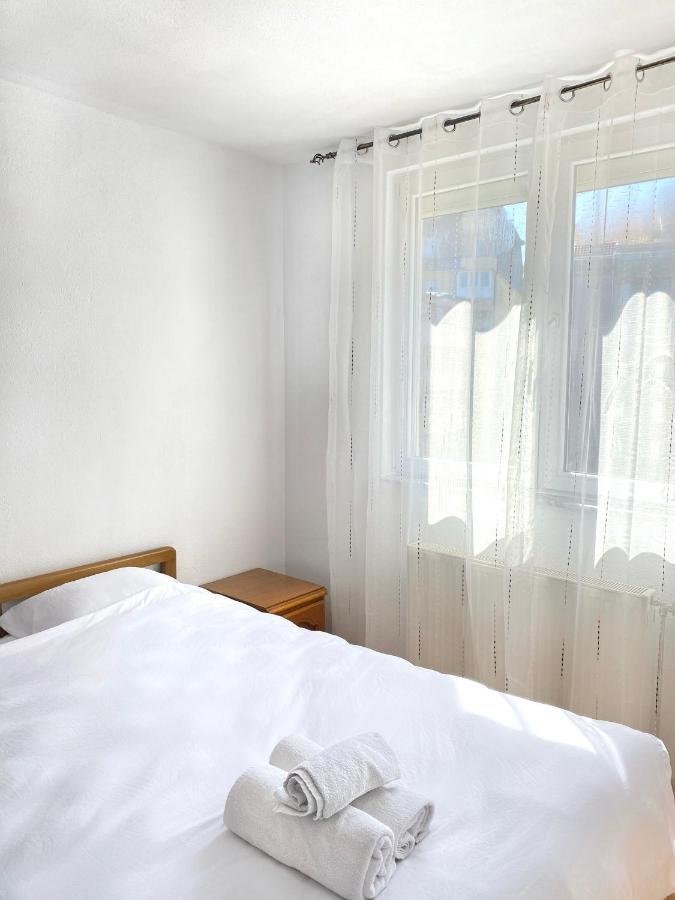 Zogu Apartments - City Center Pristina Kültér fotó